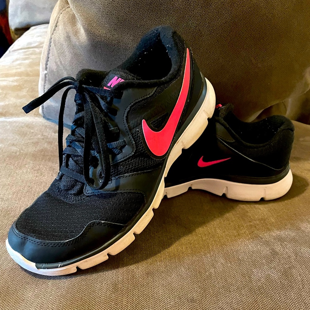 Nike workout shoes